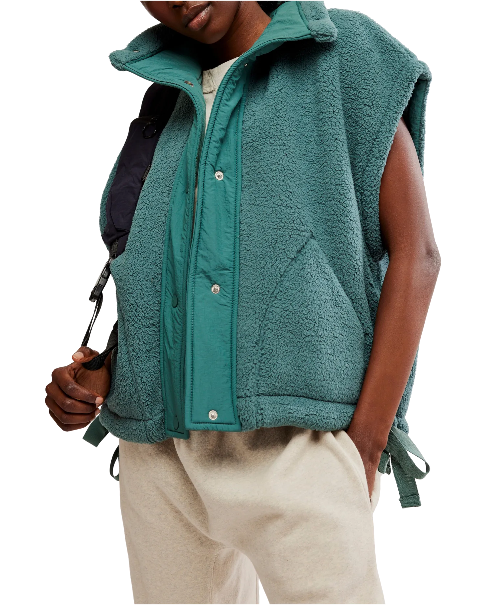 Scout It Out Gilet in Midnight Jade