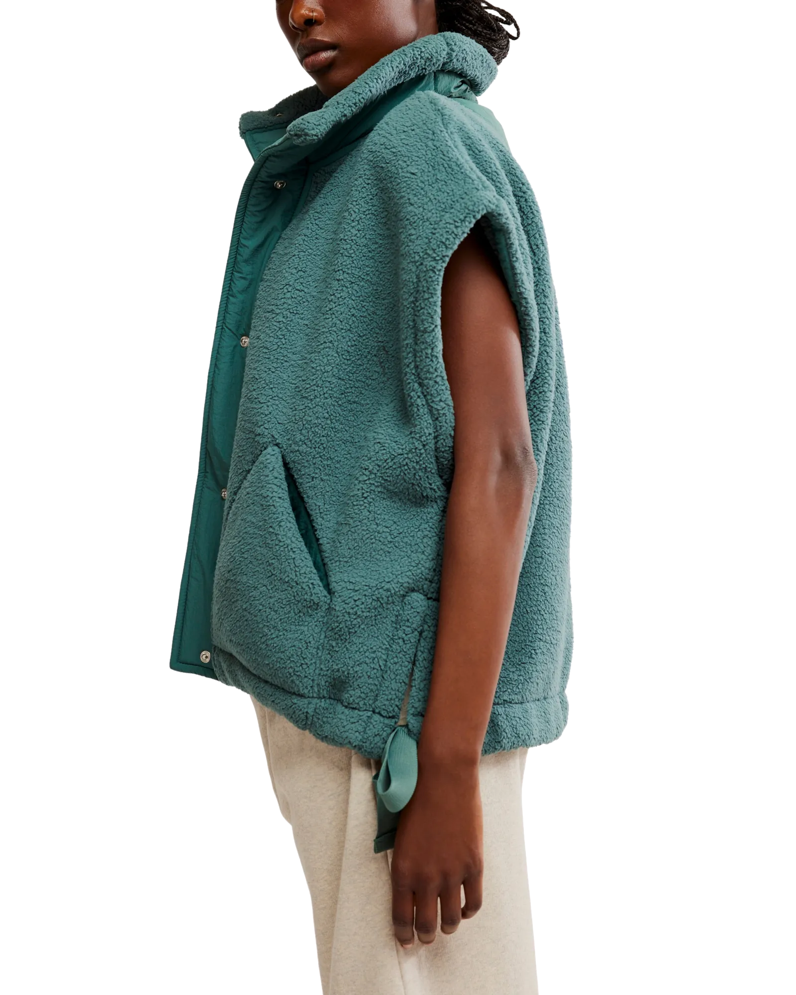 Scout It Out Gilet in Midnight Jade